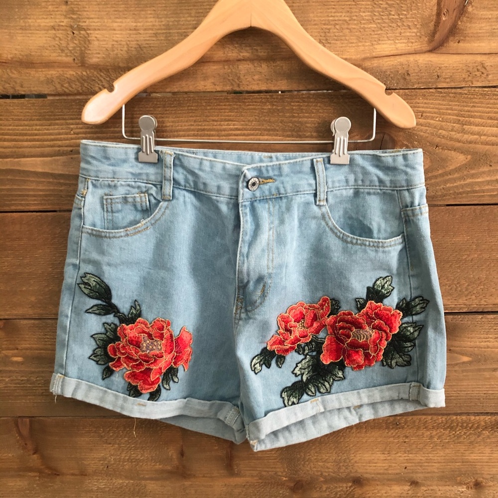 Floral Appliqué Denim Shorts